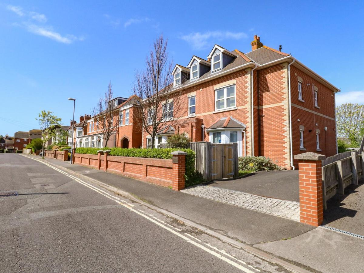 Marina Reach Villa Weymouth Bagian luar foto